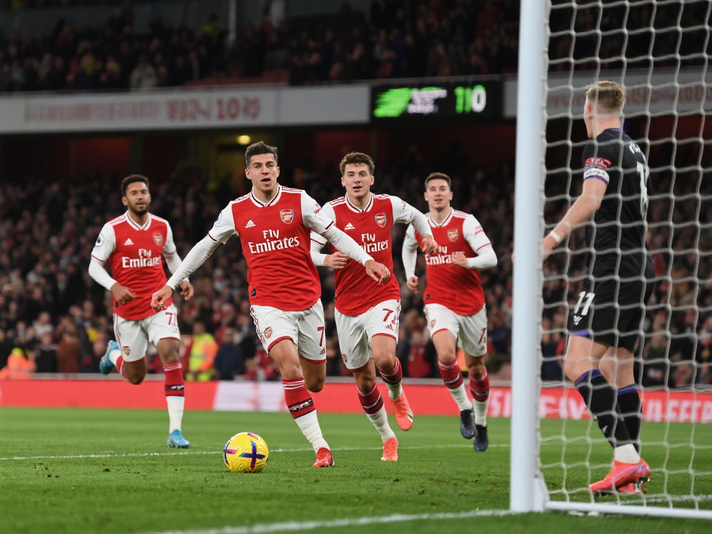 欧冠7-1狂屠!阿森纳差点进10球,112年豪门惨遭羞辱 阿森纳锋线全面爆发:差点进10球的背后